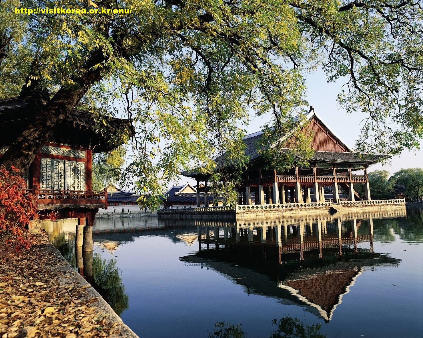 Gyung-Bok Palace Grounds